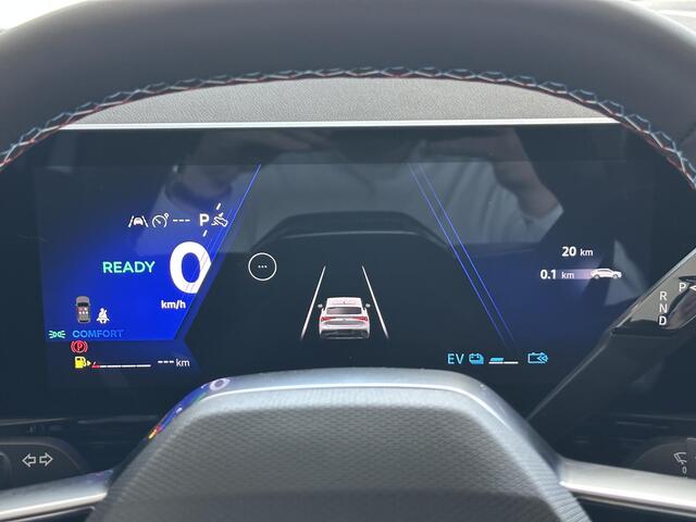 Renault Rafale 1.2 E-Tech full hybrid 200 esprit Alpine UIT VOORRAAD LEVERBAAR | 5 JAAR/100.000KM GARANTIE | PACK ELYSÉE | PACK PRIVILÈGE | PACK LIGHT & SOUND |