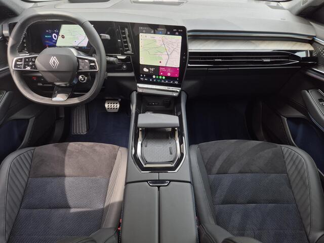 Renault Rafale 1.2 E-Tech 4x4 plug-in hybrid 300 atelier Alpine / Dealer onderhouden / Fabrieksgarantie tot 05-2027 / All season banden / Trekgewicht 1.500 kg / Head Up Display / Stuur- Stoel & Voorruitverwarming / Bose Audio Systeem / Elektrische achterklep / Panoramad