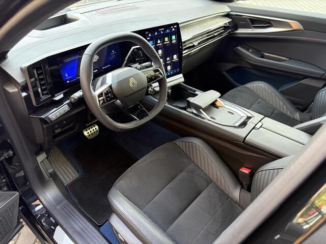 Renault Rafale 1.2 E-Tech 4x4 plug-in hybrid 300 atelier Alpine Panorama, Trekhaak.