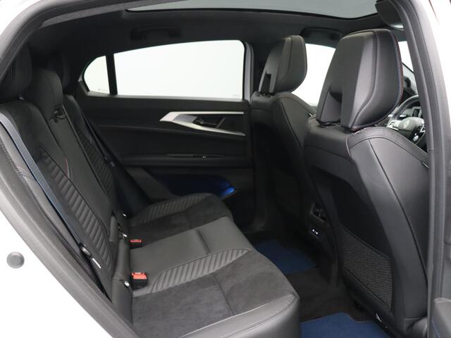 Renault Rafale E-Tech full hybrid 200pk esprit Alpine | Vijf jaar garantie | Harman Kardon | Panoramisch dak | Active driver assist |