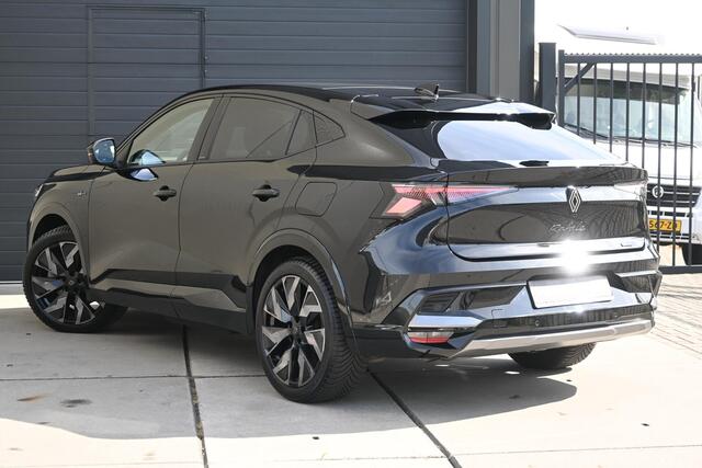 Renault Rafale E-Tech 4x4 plug-in hybrid 300 PK esprit Alpine | STUUR/STOELVERWARMING | HARMAN/KARDON | SOLAR-BAY | HEAD-UP | 360 CAMERA | ADAPT. CRUISE CONTROL | CLIMATE CONTROL | ALL-SEASONBANDEN | PDC | LMV