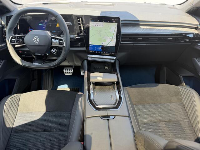 Renault Rafale E-Tech 4x4 plug-in hybrid 300 esprit Alpine / Panoramadak / Fabrieksgarantie tot 9-2027 / Head up display / Harman&Kardon / 360 camera / Elektr. stoelen + massage / Adaptieve Cruise / Dodehoek Detectie /