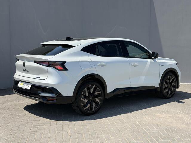 Renault Rafale E-Tech 4x4 plug-in hybrid 300 esprit Alpine / Panoramadak / Fabrieksgarantie tot 9-2027 / Head up display / Harman&Kardon / 360 camera / Elektr. stoelen + massage / Adaptieve Cruise / Dodehoek Detectie /