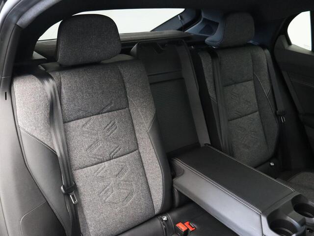 Renault Rafale E-Tech full hybrid 200pk techno | Harman Kardon | Stoel, stuur en voorruitverwarming | Elektrische achterklep |