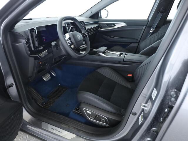 Renault Rafale 1.2 E-Tech 4x4 plug-in hybrid 300 esprit Alpine