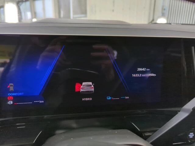 Renault Rafale 1.2 E-Tech 4x4 plug-in hybrid 300 esprit Alpine