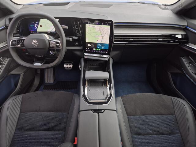 Renault Rafale E-Tech 4x4 plug-in hybrid 300 esprit Alpine / Fabrieksgarantie tot 09-2027 / Panoramadak / All-season banden / Trekgewicht 1.500 kg / Head Up Display / 360 Camera / Stoel-/Voorruit-/Stuurwiel Verwarmd / Apple Carplay Android Auto / Adpatieve Cruise /