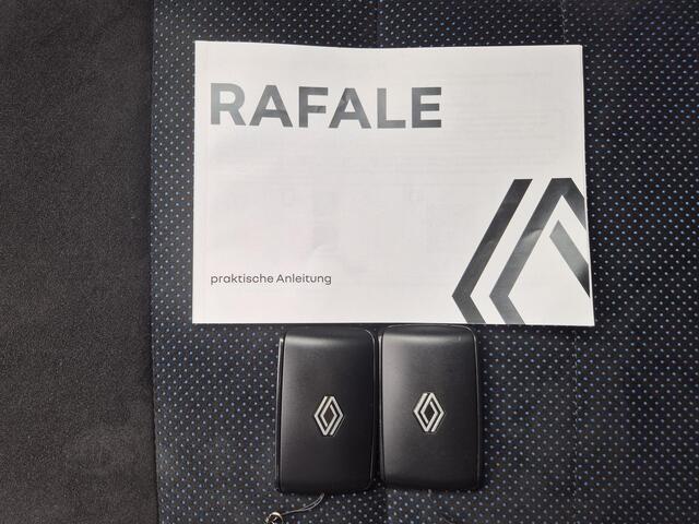 Renault Rafale E-Tech 4x4 plug-in hybrid 300 esprit Alpine / Fabrieksgarantie tot 09-2027 / Panoramadak / All-season banden / Trekgewicht 1.500 kg / Head Up Display / 360 Camera / Stoel-/Voorruit-/Stuurwiel Verwarmd / Apple Carplay Android Auto / Adpatieve Cruise /