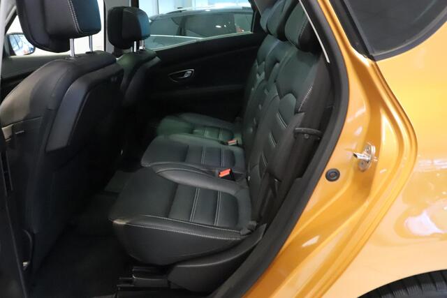 Renault SCENIC 1.3 TCe Bose | Camera | BOSE audio | Leder | Panoramadak | Navigatie |