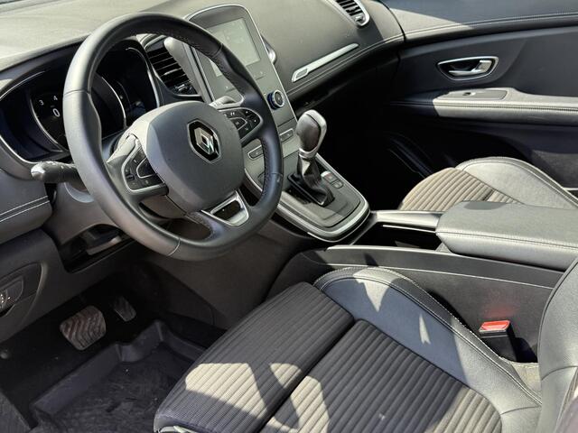 Renault SCENIC 1.3 TCe Intens / Navi / Cruise / Camera / Easy parking / Stoelverwarming / Clima / sensoren voor / Keyless