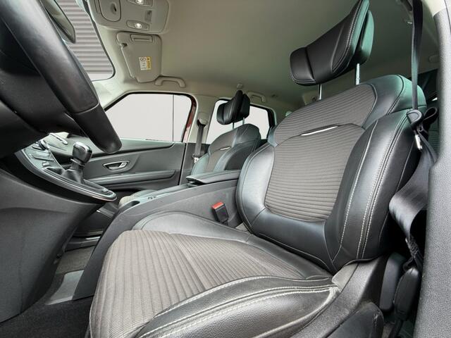 Renault SCENIC 1.2 TCE Bose - Groot scherm, Trekhaak, Stoelmassage
