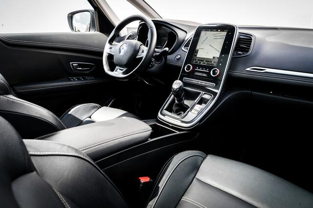 Renault SCENIC 1.2 TCe 130 Pk Bose | Panoramadak | Leder | 20 inch LMV | Trekhaak | PDC