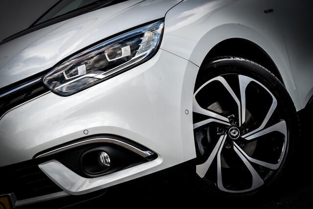 Renault SCENIC 1.2 TCe 130 Pk Bose | Panoramadak | Leder | 20 inch LMV | Trekhaak | PDC