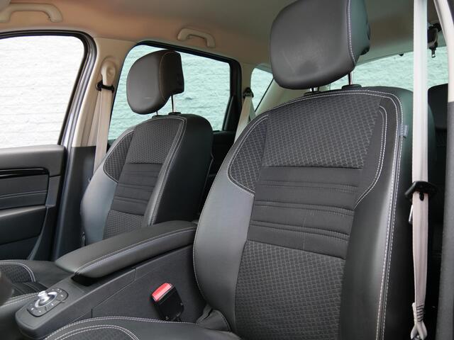 Renault SCENIC 1.2TCe BOSE/ CAMERA/ TREKHAAK/ PDC V+A/ PACK VISIO