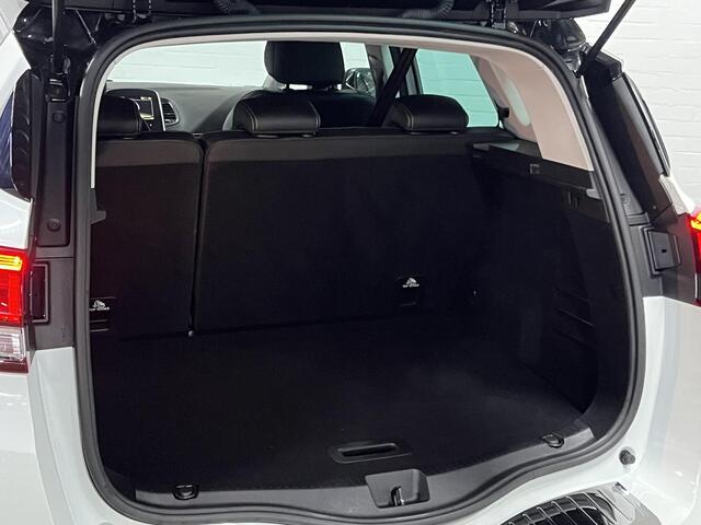 Renault SCENIC 1.3 TCe Intens Trekhaak | Camera | Cruise control | Carplay | Keyless |