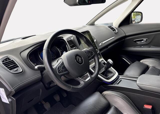 Renault SCENIC 1.2 TCe 130 Initiale Paris