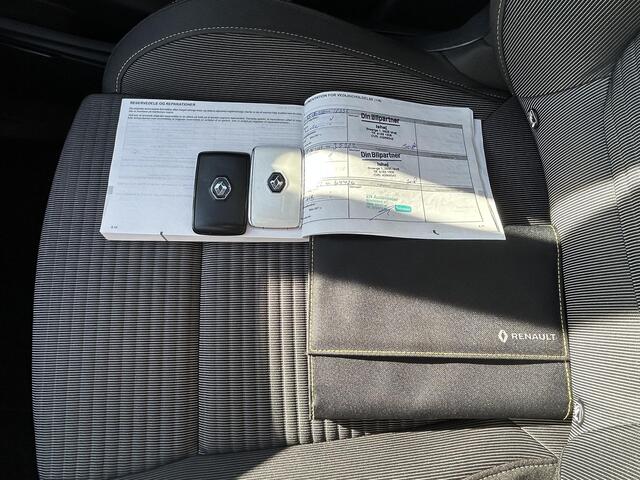 Renault SCENIC 1.3 TCe Limited Automaat / Apple carplay / Android auto / Stoelverwarming / Cruise control / Climate control / Parkeersensoren voor en achter /