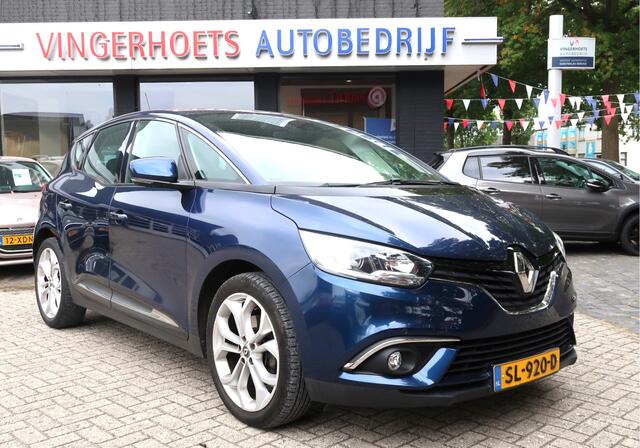 Renault SCENIC 1.3 TCe * Zen * Automaat * 140 Pk Benzine 4-Cilinder * * Navigatie * Cruise Control * 3 Stoelen 2e Zitrij * 20" L.M. Velgen * Keyless Entry & Start Button * Eerste eigenaar * Kilometer Autopas & Alle nota's aanwezig * Vingerhoets; Vierde Generatie Eerstek