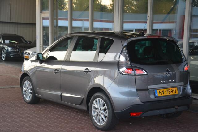 Renault SCENIC 1.5 dCi Bose Nette Scenic automaat onderhoudshistorie volledig aanwezig laatste beurt bij 144000km riem vv bij 118000 met oa lmv key less navigatie pdc trekhaak