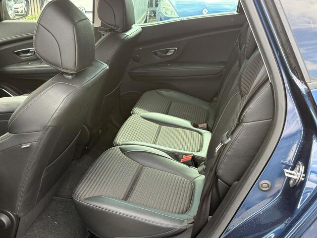 Renault SCENIC 1.3 TCe Bose (Hoge Instap) Trekhaak 1800KG! | Camera | Navigatie | Massage | Dealer Onderhouden