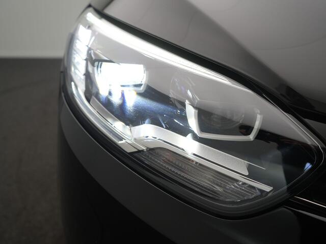 Renault SCENIC TCe 140 Intens - RIJKLAARPRIJS - Achteruitrijcamera - Cruise Control - Panoramadak - Trekhaak