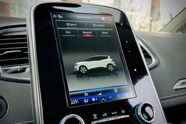 Renault SCENIC 1.3 158PK Intens Black Edition | CAMERA | HEAD UP | ADAPTIEVE CR