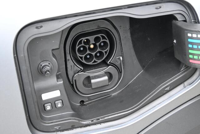 Renault SCENIC E-Tech EV87 long range esprit Alpine | SATIN | PANORAMADAK | HARMAN/KARDON | 360 CAMERA | STUUR/STOELVERWARMING | NAVI | ADAPT. CRUISE CONTROL | APPLECARPLAY/ANDROIDAUTO | FULL OPTION!