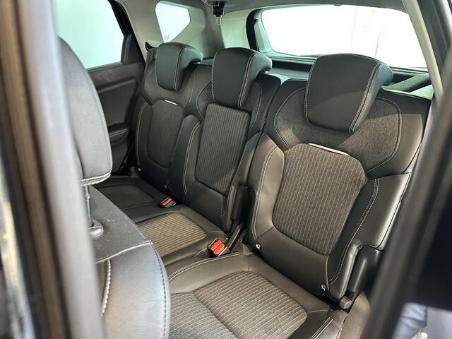 Renault SCENIC 1.3 TCe 140 Intens EDC AUTOMAAT | TREKHAAK | ACHTERUITRIJCAMERA | PARKEERSENSOREN VOOR-/ACHTER | BLIS | LANE ASSIST