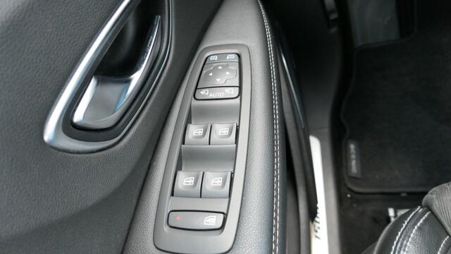 Renault SCENIC 1.3 TCE BOSE