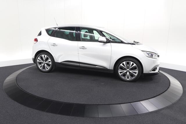 Renault SCENIC TCe 130 Intens | Trekhaak | Camera | Panoramadak | Navigatie