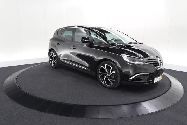 Renault SCENIC TCE 160 EDC Black Edition | Trekhaak | Adaptieve Cruise Control | BOSE Premium Audio | Panoramadak