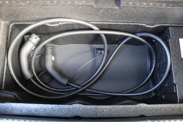 Renault SCENIC E-Tech EV87 long range iconic | Dodehoekdetectie | Panoramadak | Harman/Kardon