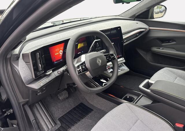 Renault SCENIC E-Tech EV87 long range techno - pack advanced driving assist & augmented vision