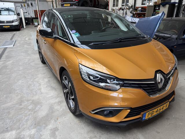 Renault SCENIC 1.2 TCe Bose CAAMERA TREKHAAK LICHTM.VELGEN PARKEERSENSOREN V+A