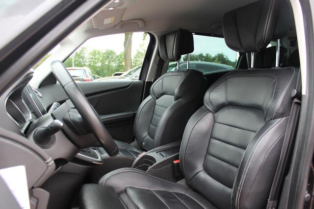 Renault SCENIC 1.3 TCe Initiale Paris / Camera / Head-up / CarPlay / Leder / Keyless / 20'' / Elektr. Stoelen / Bose / Stoelverwarming / Rijstrooksensor / Dodehoek / DAB / ACC