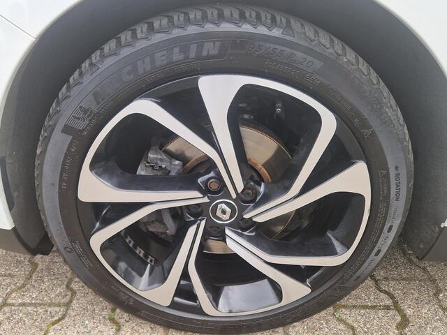 Renault SCENIC 1.2 TCe Bose | Trekhaak | Pack Easy Park | Massagestoelen | Dode hoek herkenning | 20 inch lmv | Camera achter | Groot Navigatiescherm