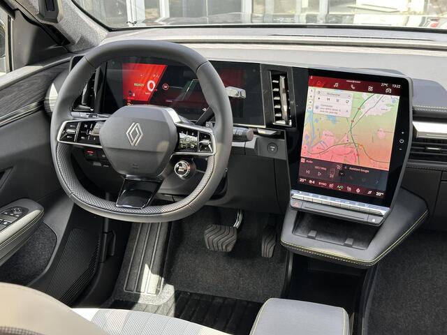 Renault SCENIC E-Tech Iconic 220 pk Long Range l Meer dan ¤ 3.000 voorraadvoordeel l 5 jaar fabrieksgarantie l 8 jaar batterijgarantie