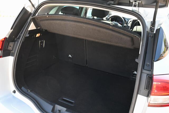 Renault SCENIC 1.3 TCe Intens APPLE CARPLAY/ PANORAMADAK/ DAB