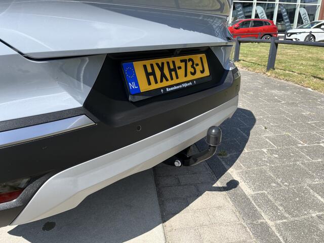Renault Symbioz 1.6 E-Tech full hybrid 145 PK iconic / Trekhaak / Stoelverw. + Stuurverw. / Camera 360' / Apple Carplay - Android Auto / PDC V+A / 19'' LMV /