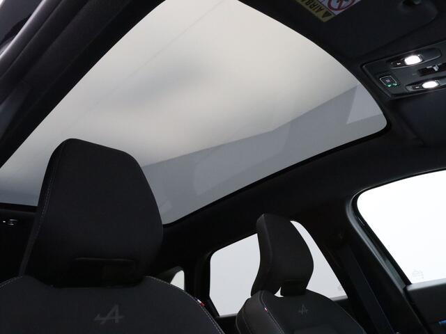 Renault Symbioz E-Tech full hybrid 145pk esprit Alpine Automaat Harman Kardon | 360° Camera | Adapt. Cruise | Parkeersens. v+a | Stoel-/stuur-/voorruitverw. | Panoramadak