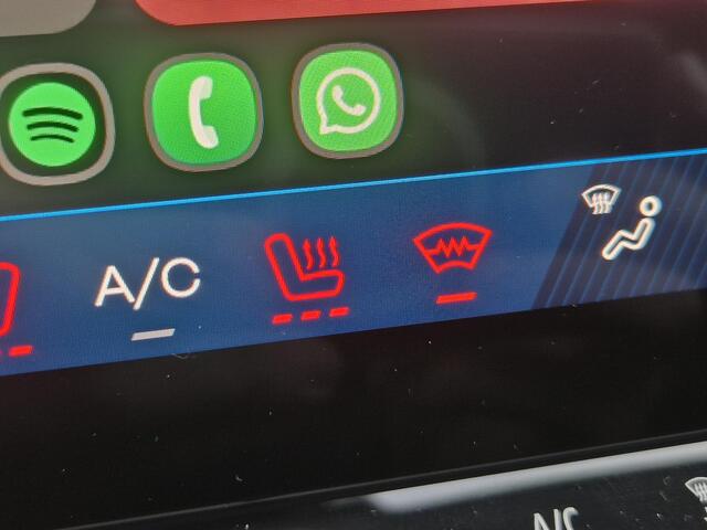 Renault Symbioz E-Tech Full Hybrid 145 Esprit Alpine Automaat / Fabrieksgarantie tot 04-2027 / Panoramadak / Elektrische achterklep / Apple Carplay Android Auto / Rondomzicht camera / Stuur-, Stoel en Voorruit verwarming /