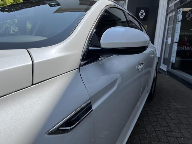 Renault TALISMAN Estate 1.6 TCe 150 EDC Intens | BOSE Audio | Trekhaak | Stoelverwarming | Stuurwielverwarming | Grootscherm navigatie