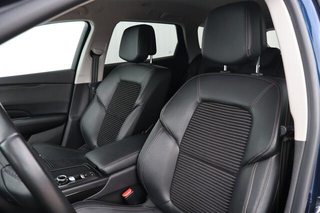 Renault TALISMAN Estate 1.8 TCe Intens Automaat | Navigatie | Climate Control | Bose | Elek. Trekhaak | 4 Control