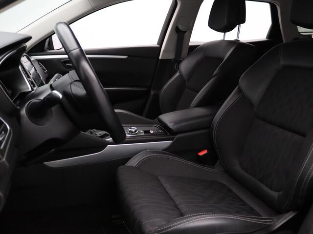 Renault TALISMAN Estate TCe 160pk Limited EDC/Automaat Cruise | Climate | Carplay | Parkeersens. v+a