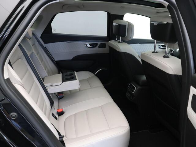 Renault TALISMAN 160pk TCe Business Initiale Paris Schuif Kantel Dak | Stoel en stuurwielverwarming | Bose Audio | Head-up display | Matrix Led |