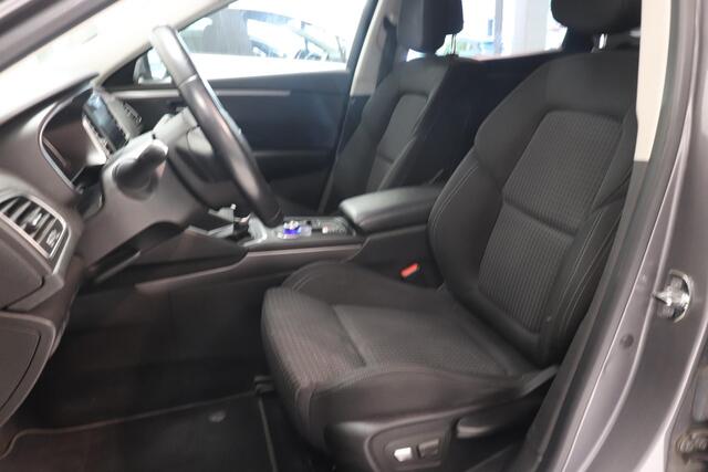 Renault TALISMAN Estate 1.6 TCe Zen | Climate control | Parkeersensor | Navigatie | AppleCarplay AndroidAuto |