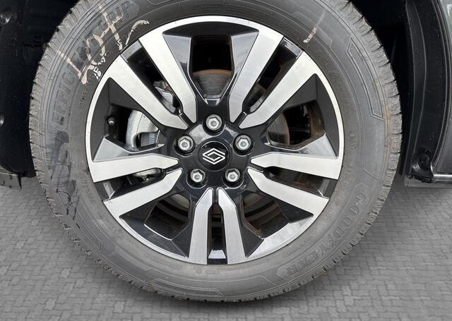 Renault TRAFIC 2.0 Blue dCi 170 EDC T30 L2H1 Extra - Alarm / Trekhaak / Houten laadvloer / Zijschuifdeur links zonder ruit / 17" lichtmetalen velgen / Reservewiel