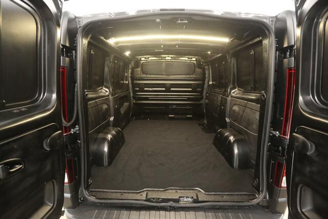 Renault TRAFIC 2.0 dCi T29 L1H1 146PK Automaat Airco LED Camera PDC 3 Persoons Elektrpakket