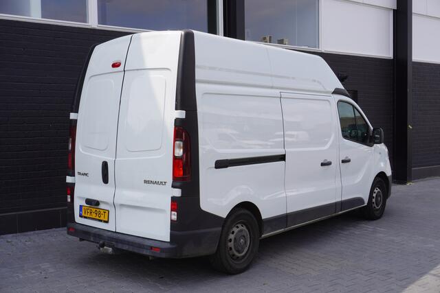 Renault TRAFIC 2.0 dCi 145PK L2H2 EURO 6 - Airco - Navi - Cruise - ¤ 10.900,- Excl.
