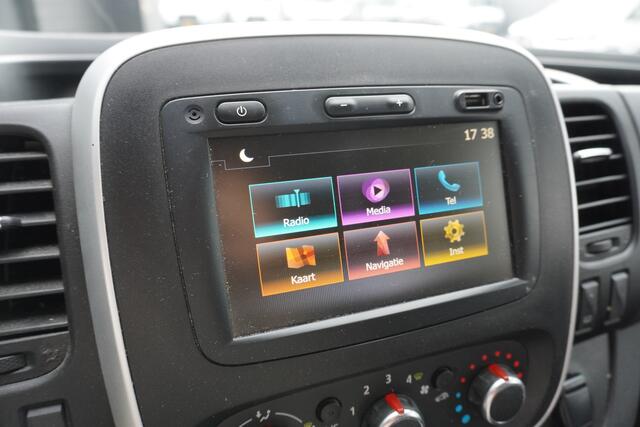 Renault TRAFIC 2.0 dCi 145PK L2H2 EURO 6 - Airco - Navi - Cruise - ¤ 10.900,- Excl.
